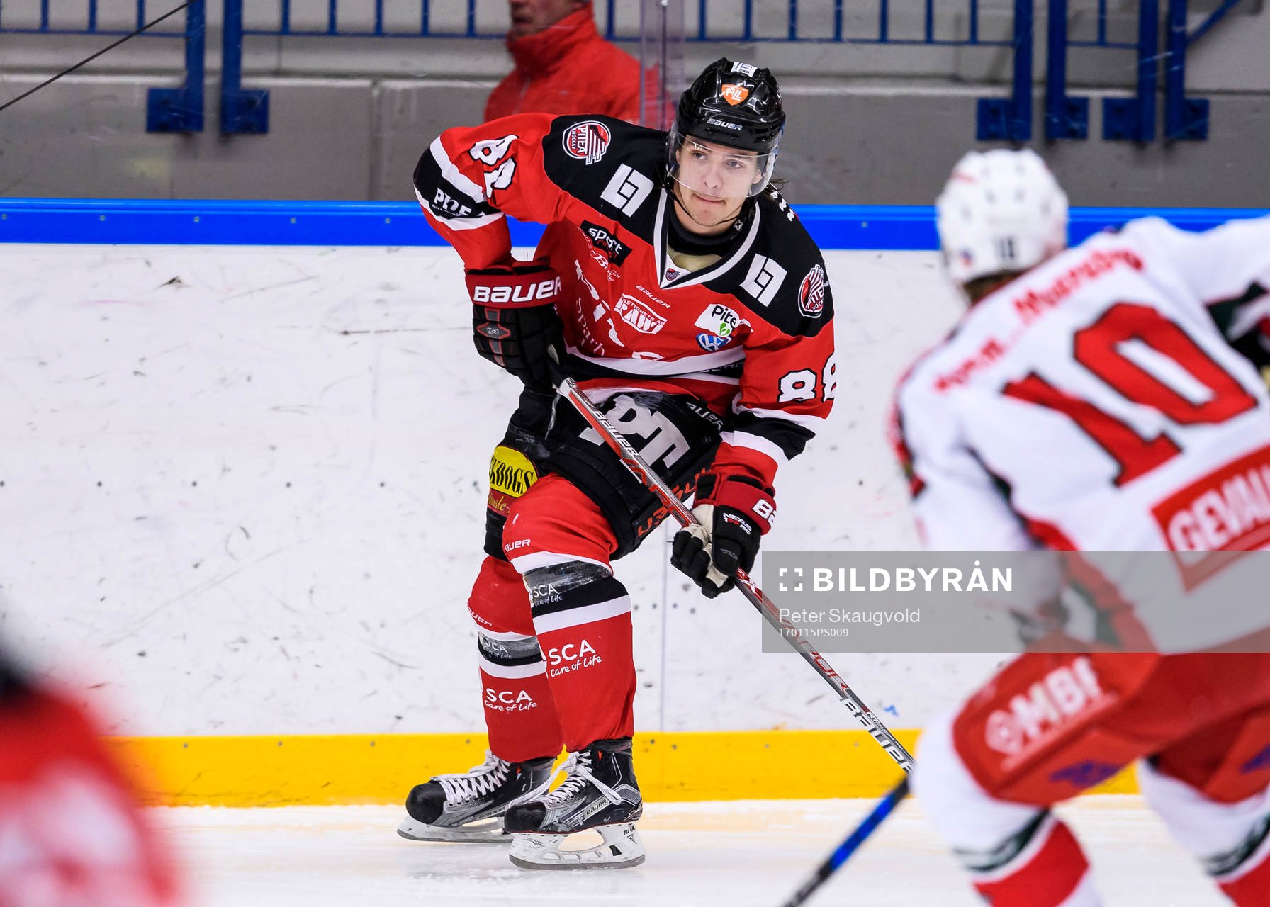 Piteås Erik Wikgren med pucken