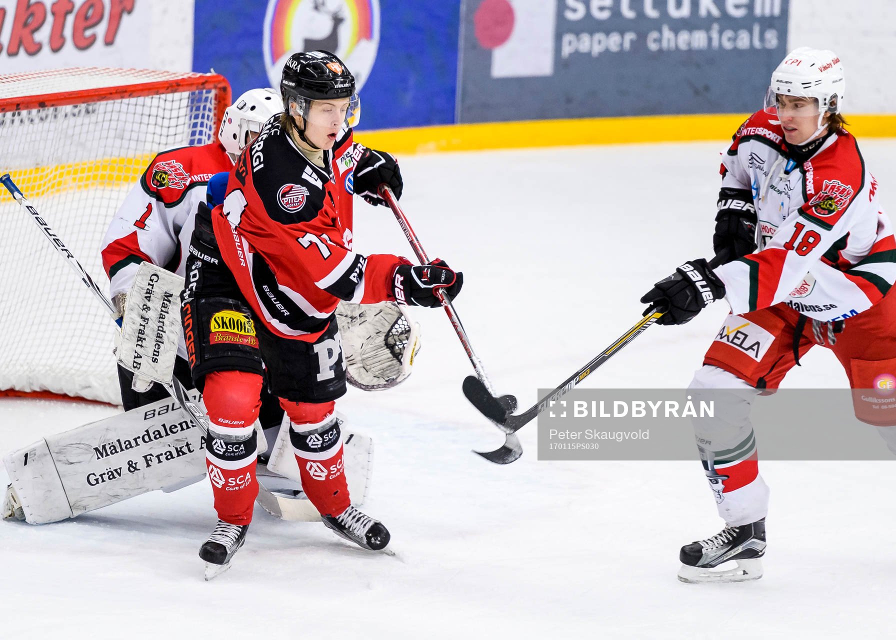 Piteås Petter Mäkitalo styr in 1-0 målet