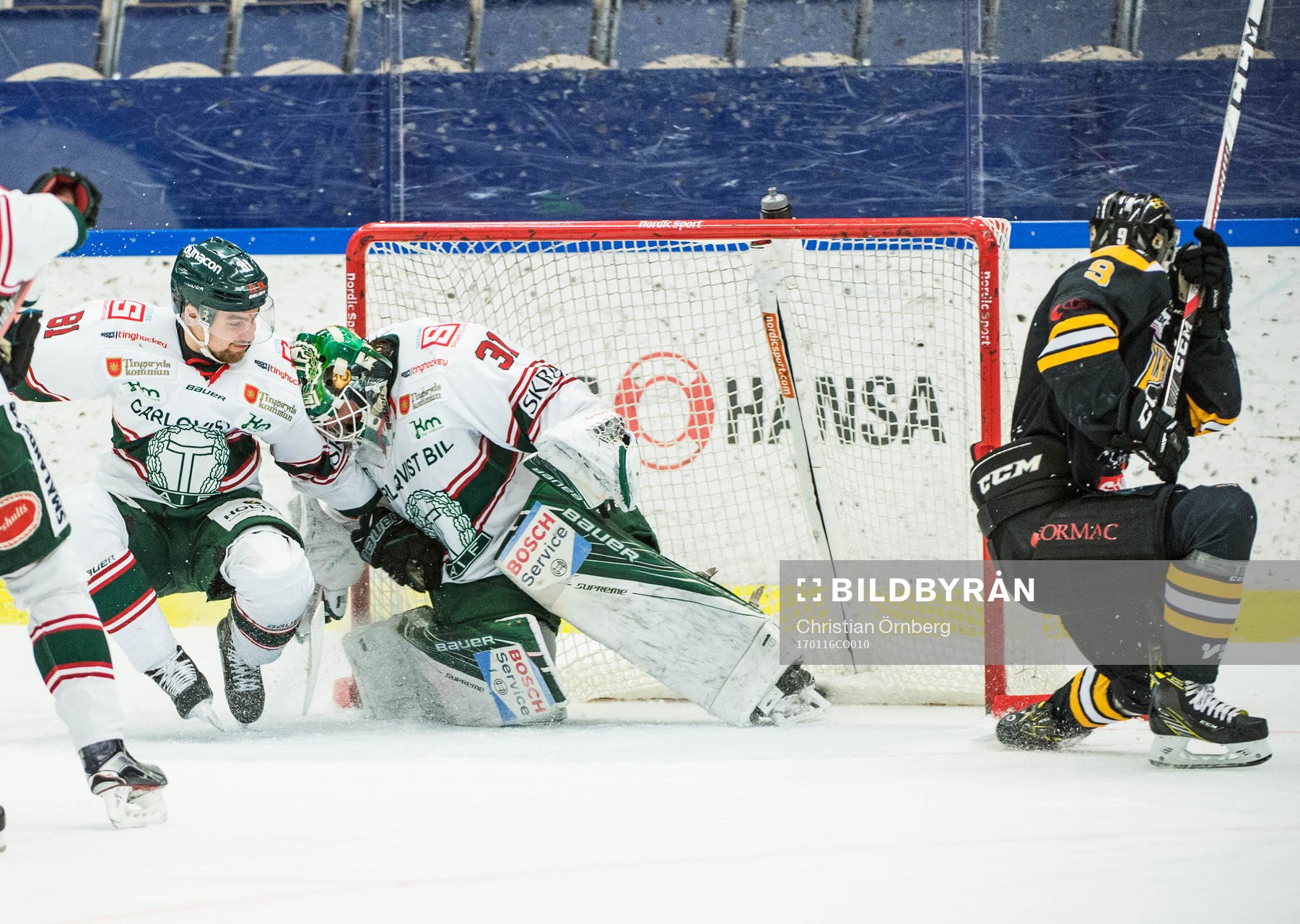 Panterns Kim Johansson gör 2-0 på Tingsryds målvakt