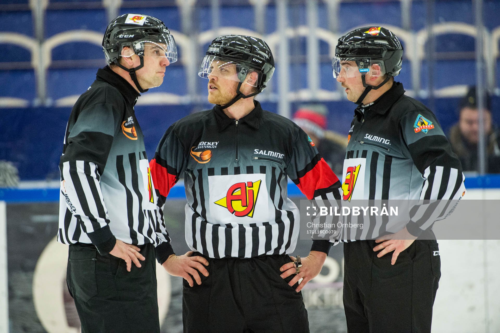 Domarna Viktor Hafsäter, Johan Gossas och Robin Werner