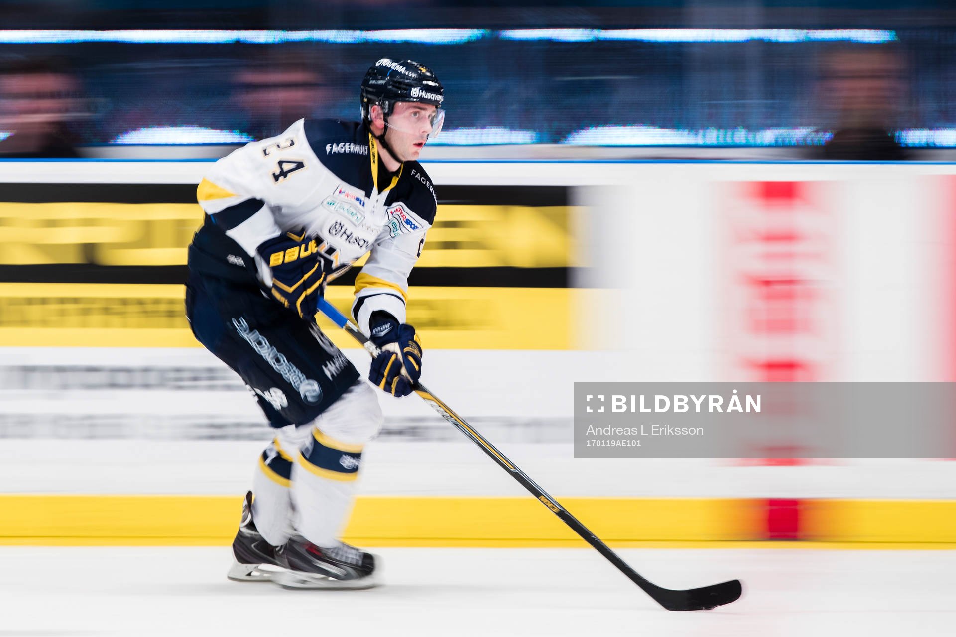 s Erik Christensen med pucken