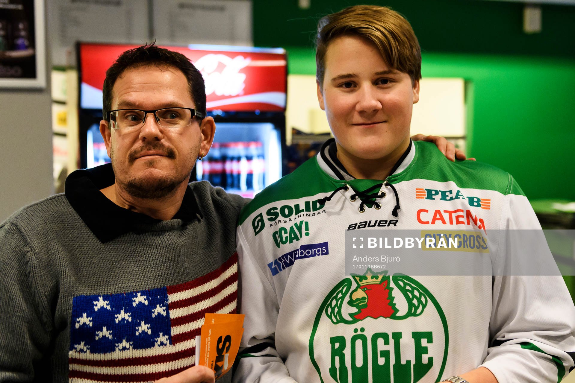 Två Rögle supporters