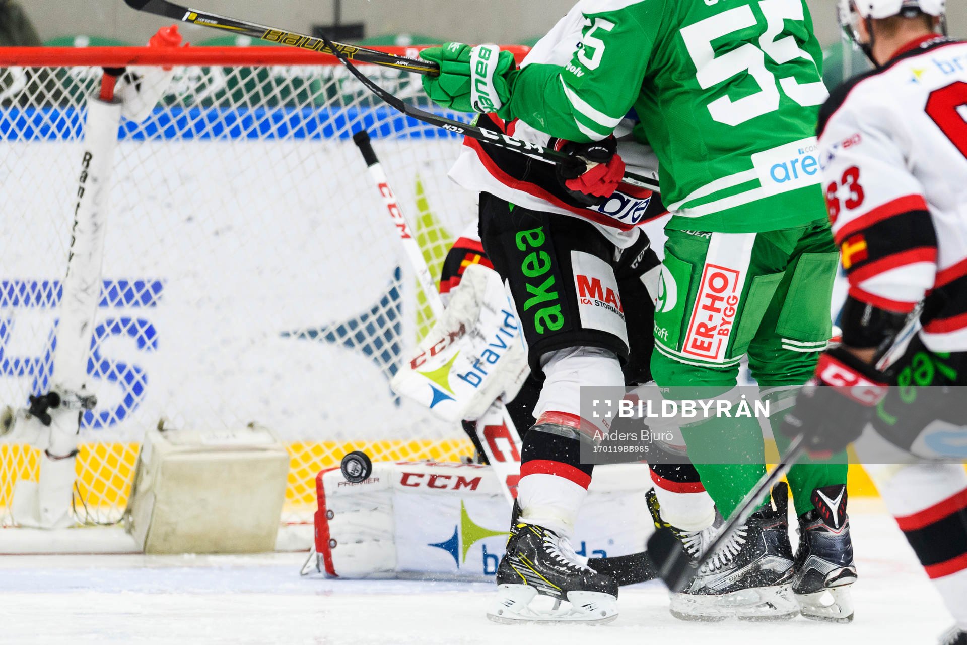 Rögles Timothy Liljegren (ej i bild) har gjort 1-1