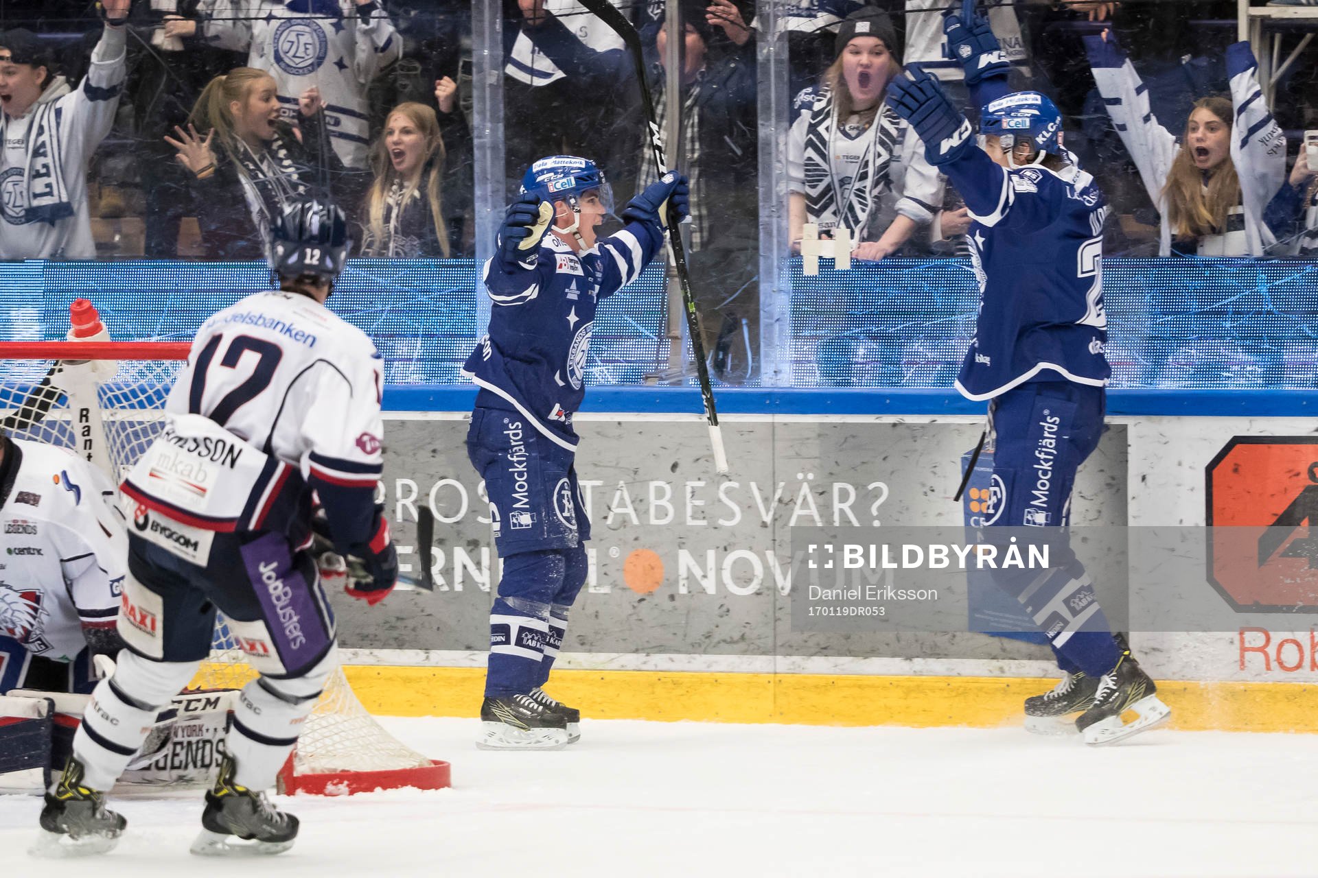 Leksands Oskar Lang och Sondre Olden jublar