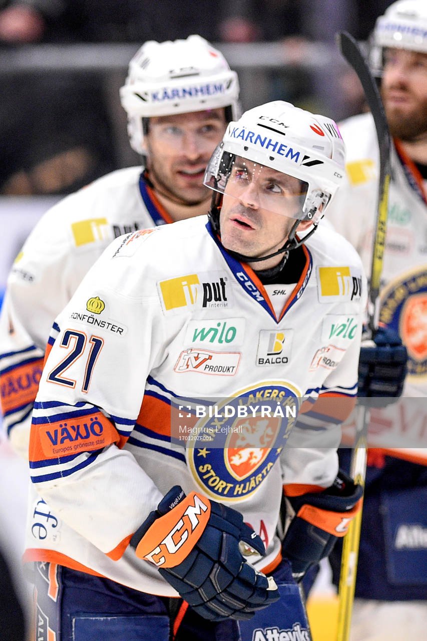 Växjös Cory Murphy jublar