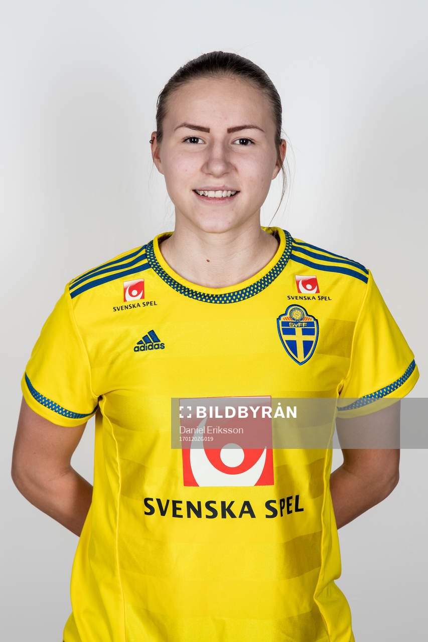 Selina Henriksson F19-landslaget