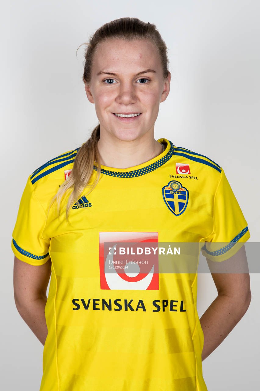 Josefine Rybrink F19-landslaget