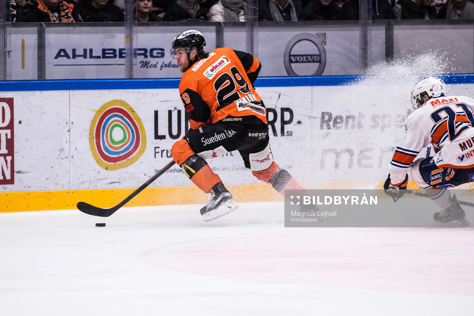 Karlskronas Alexander Wiklund och Växjös Cory Murphy