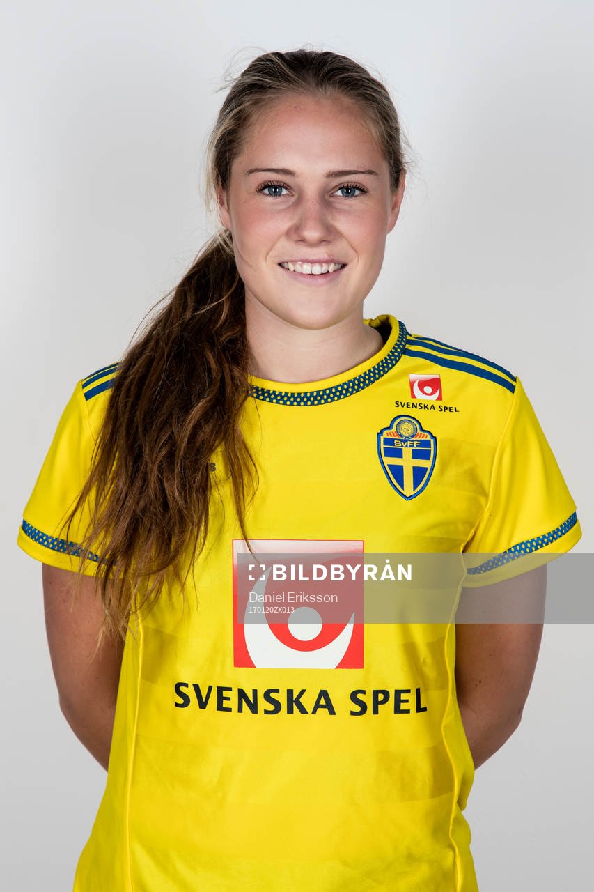 Linnéa Svensson F19-landslaget poserar för ett porträtt den 20 januari 2017 i Järvsö. 