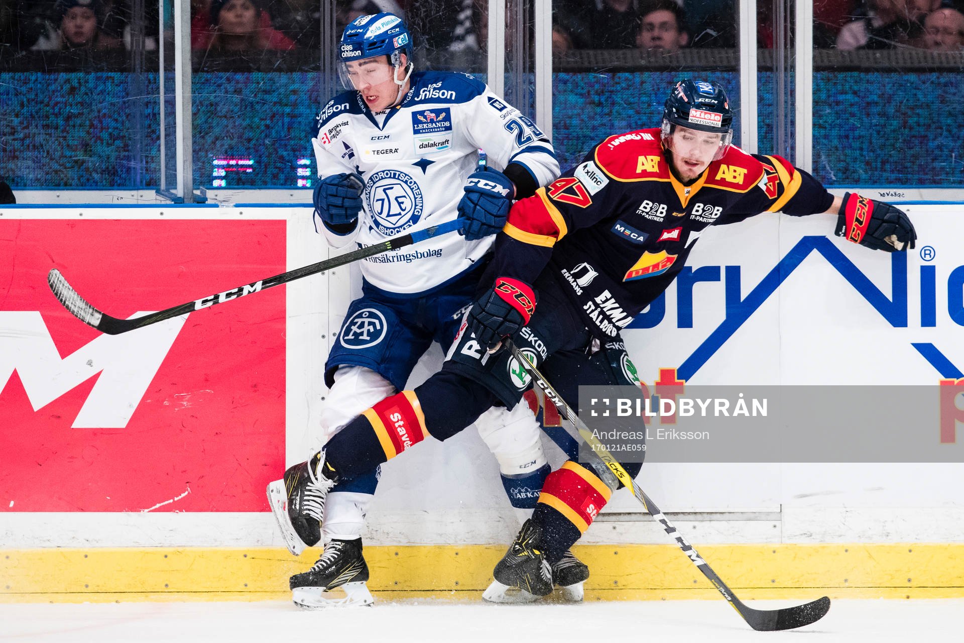 Leksands Tobias Forsberg och Djurgårdens Linus Johansson
