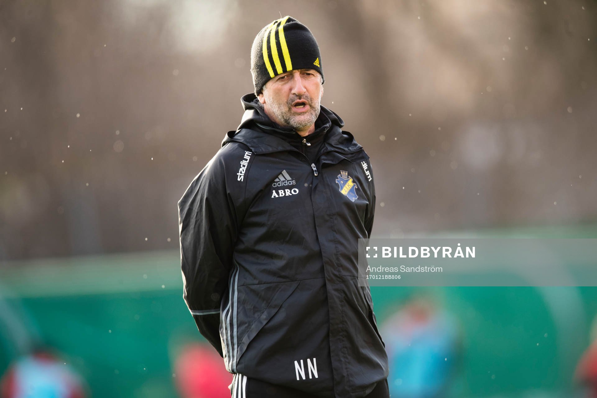 s assisterande tränare Nebojsa Novakovic
