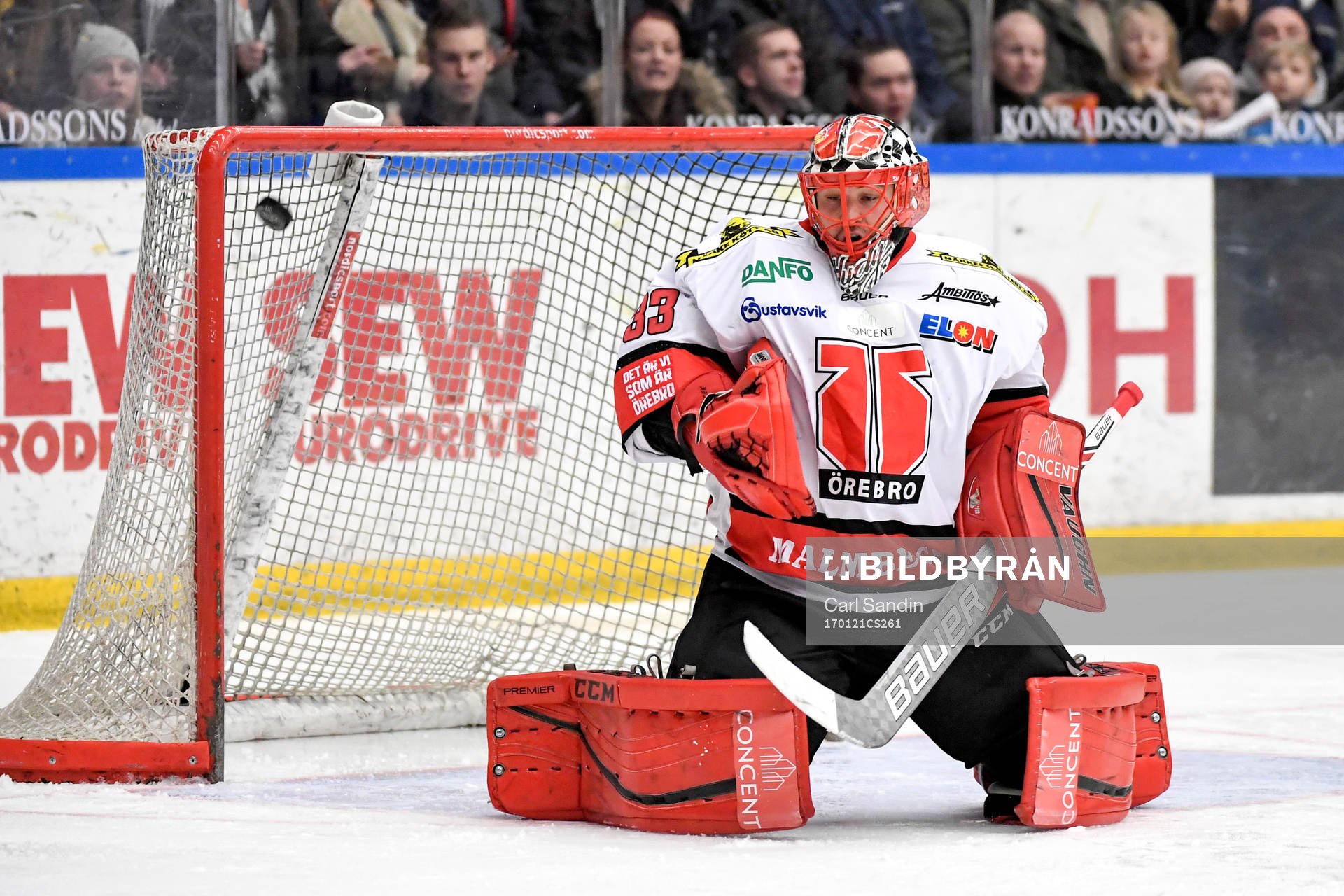 s Filip Sandberg (ej i bild) gör 1-0 bakom Örebros
