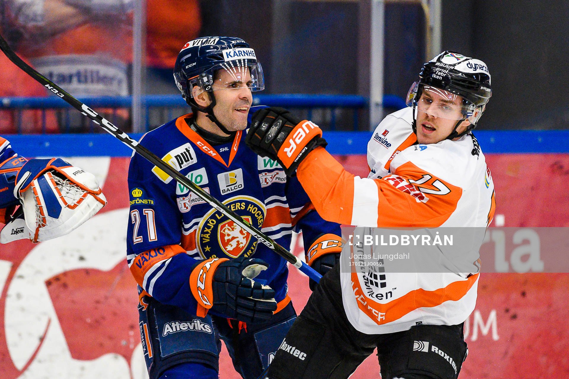 Gruff mellan Växjös Cory Murphy och Karlskronas Joel