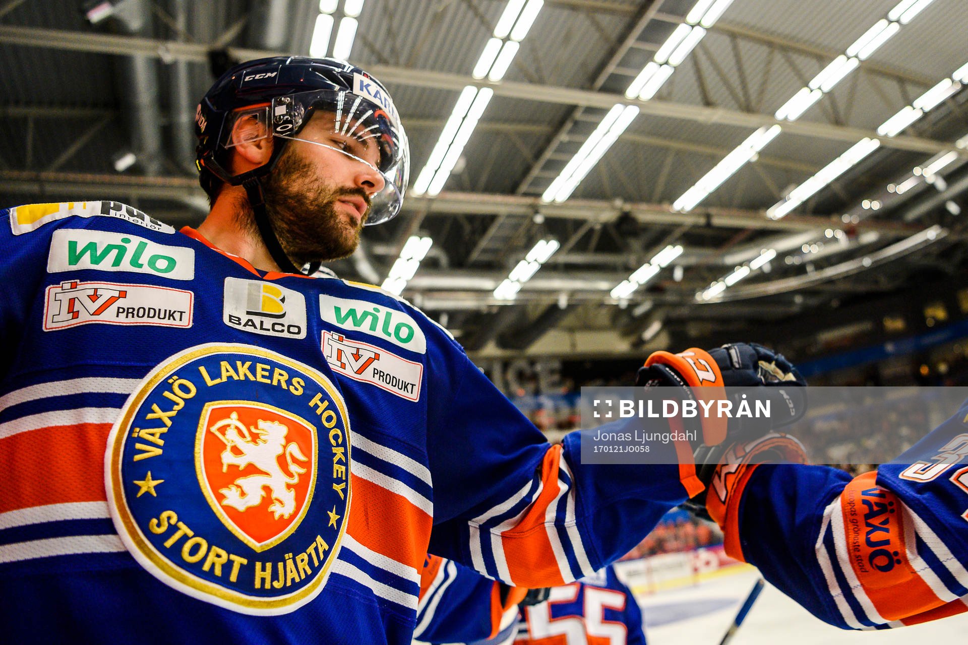 Växjös Linus Fröberg jublar