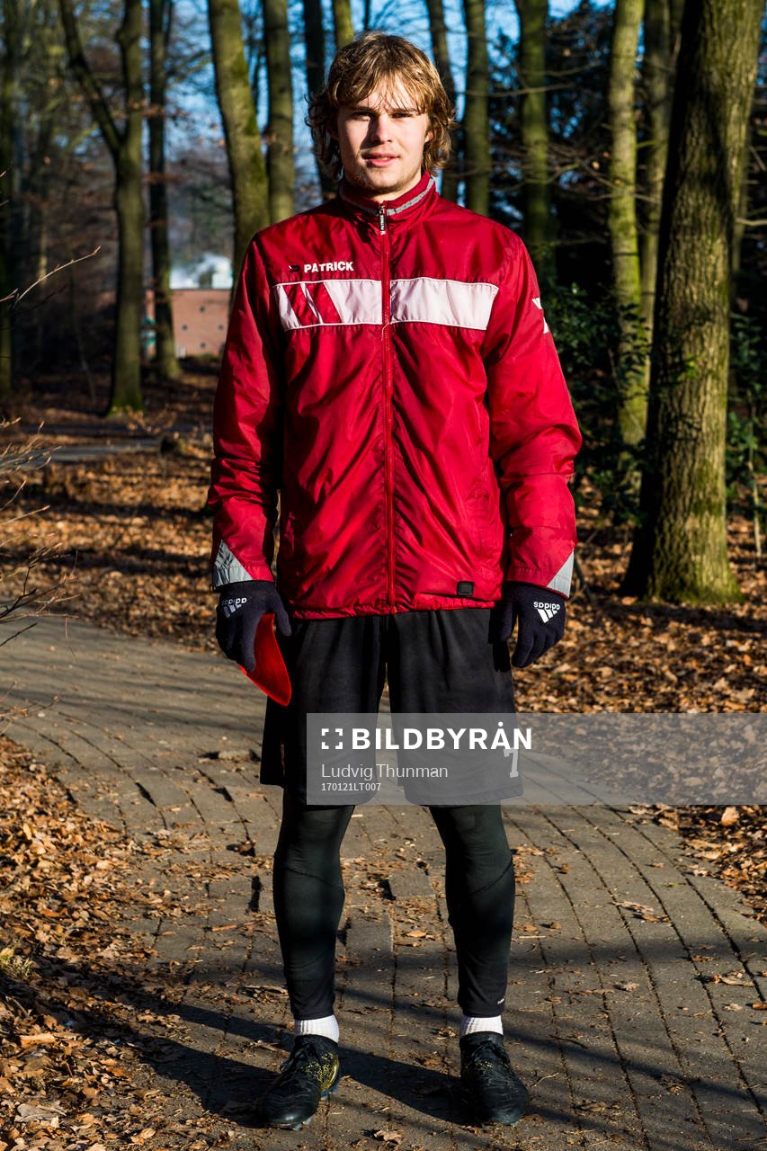 Nijmegens Sam Lundholm poserar för ett porträtt efter en fotbollsträningen den 21 januari 2017 i Nijmegen.