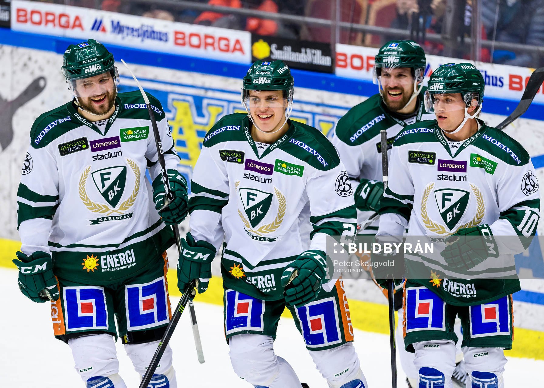 Färjestads Joel Eriksson Ek (m) jublar