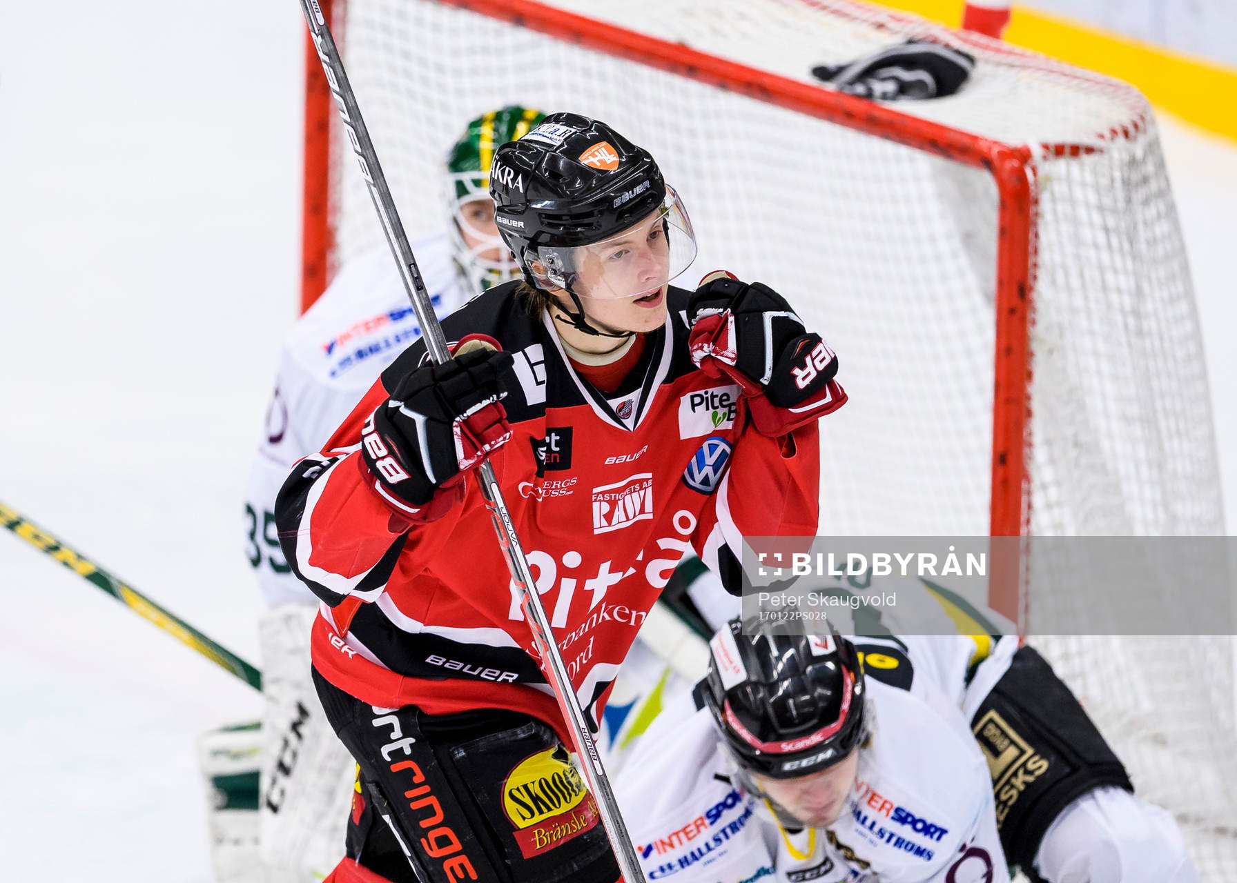 Piteås Petter Mäkitalo jublar