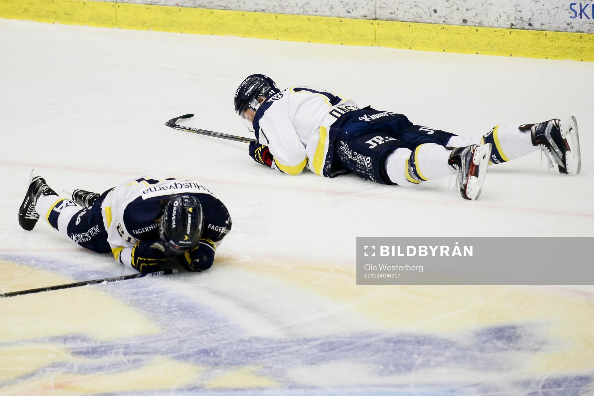 s Simon Önerud och Mattias Tedenby har ont