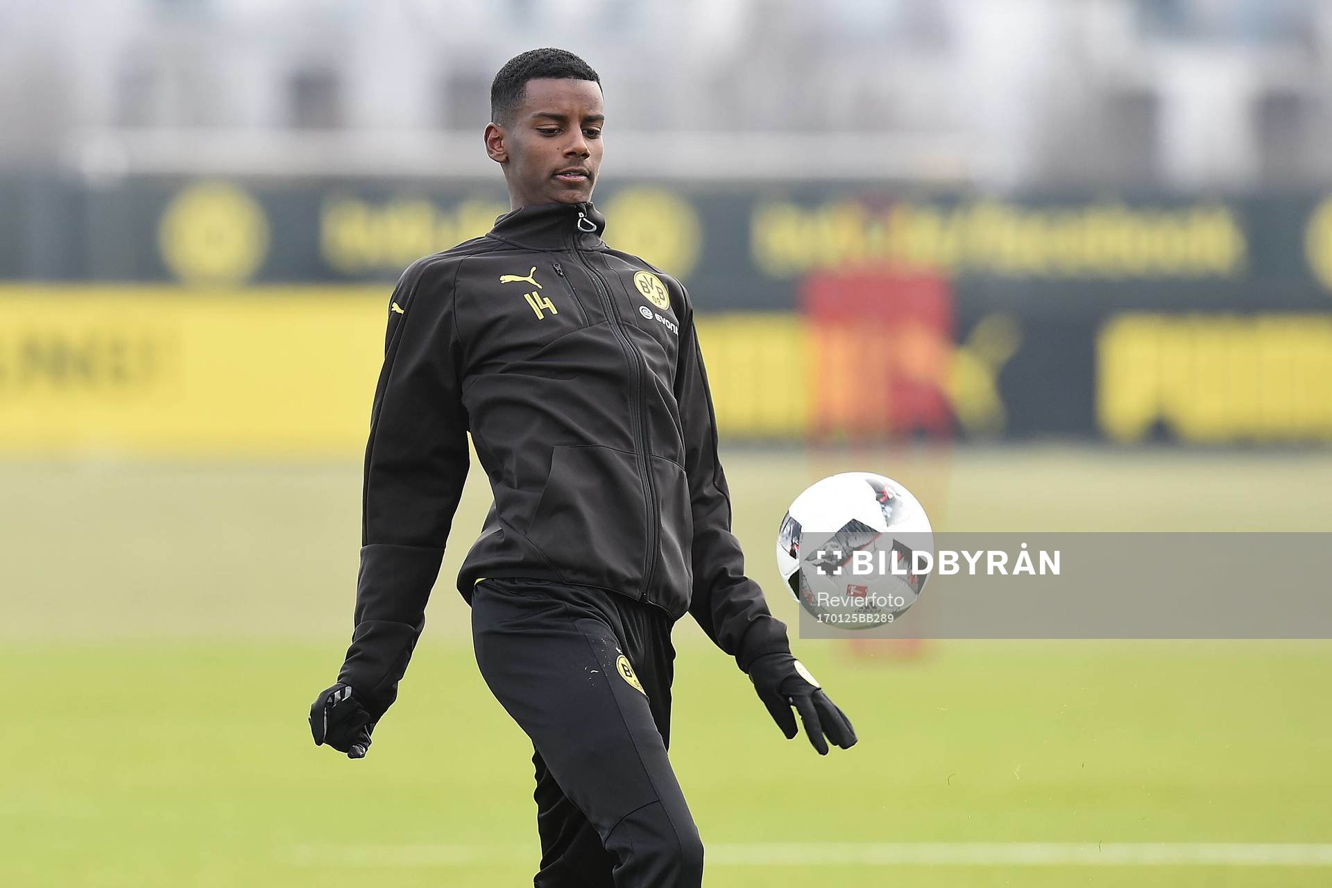 Fuﬂball 1. Bundesliga Training Borussia Dortmund am