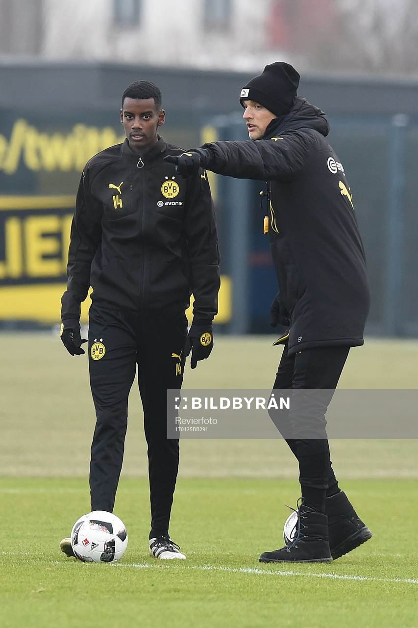 Fuﬂball 1. Bundesliga Training Borussia Dortmund am
