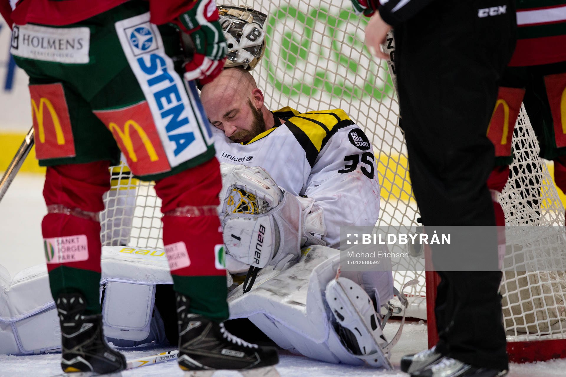 Brynäs målvakt David Rautio utan mask