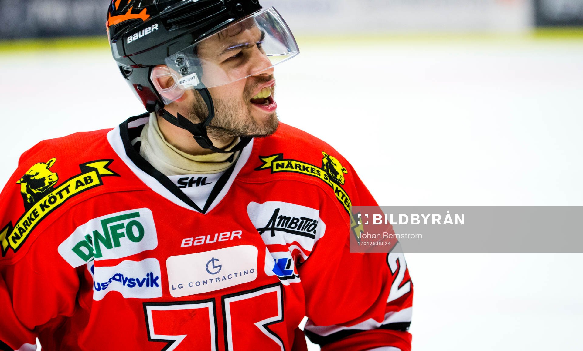 Örebros Greg Squires jublar