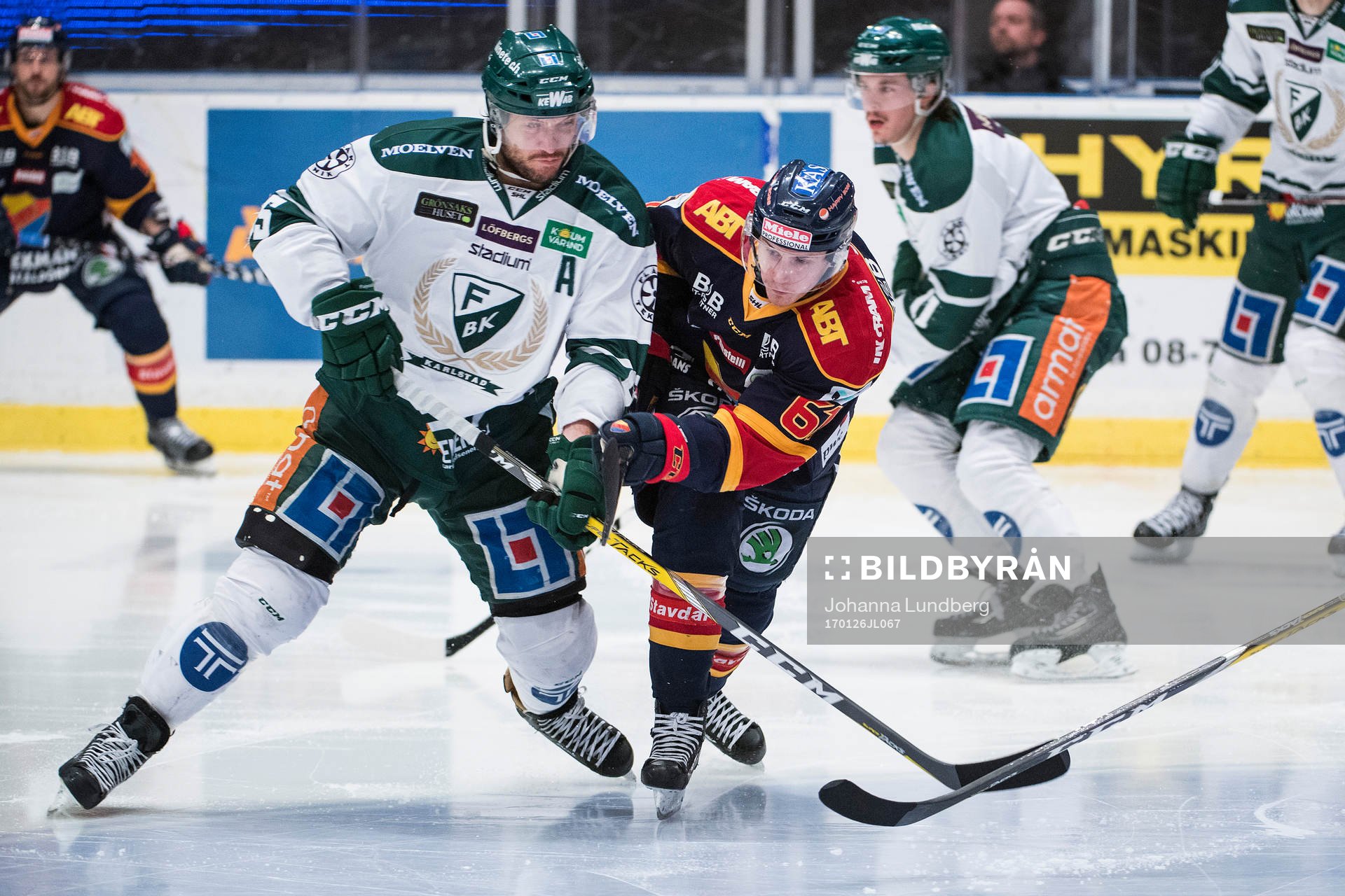 Djurgårdens Markus Ljungh mot Färjestads Ole-Kristian