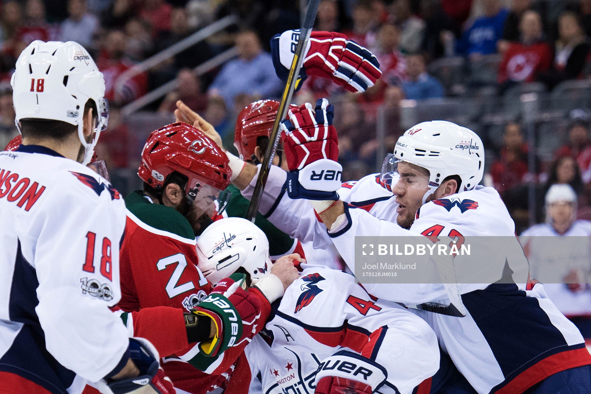 Devils Kyle Palmieri i bråk med Capitals Brooks Orpik och