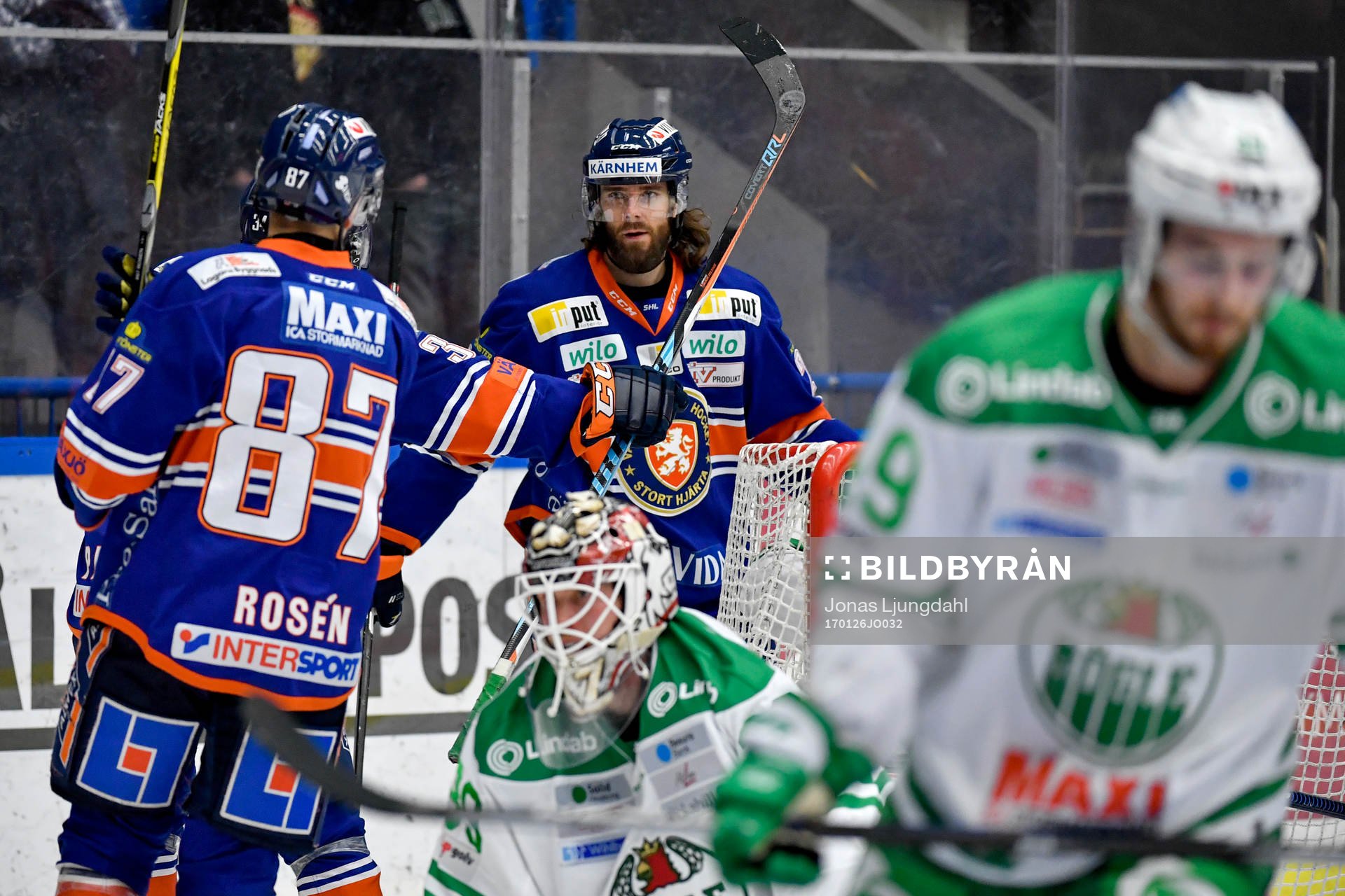 Växjös Ville Leino jublar