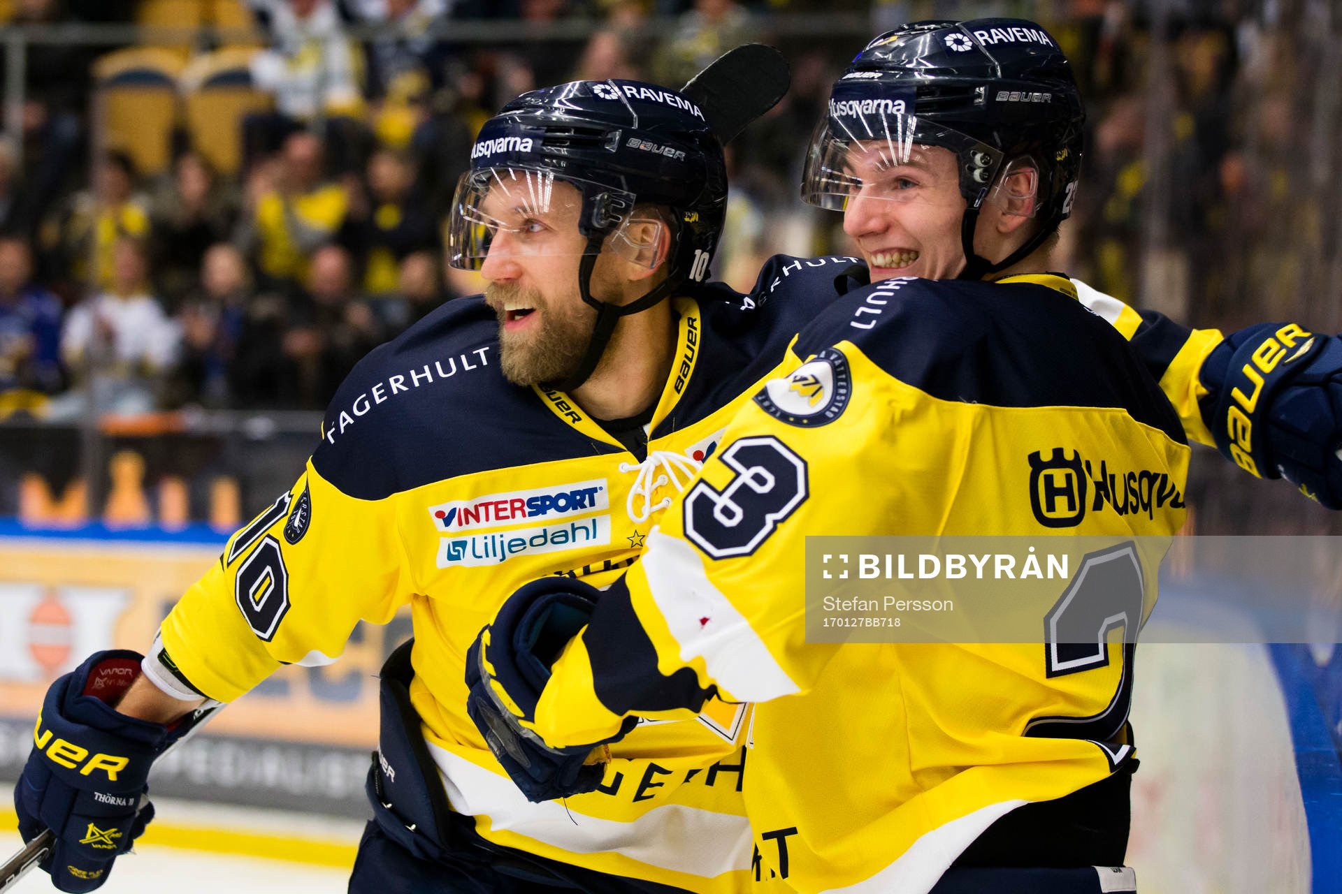 s Martin Thörnberg och Lias Andersson jublar