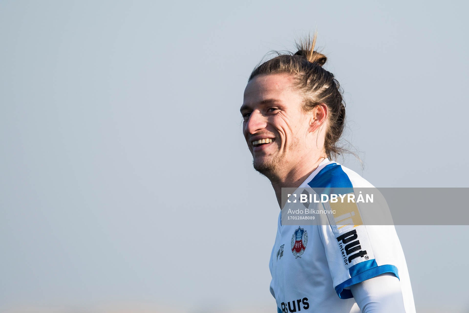 Helsingborgs Jesper Lange skrattar
