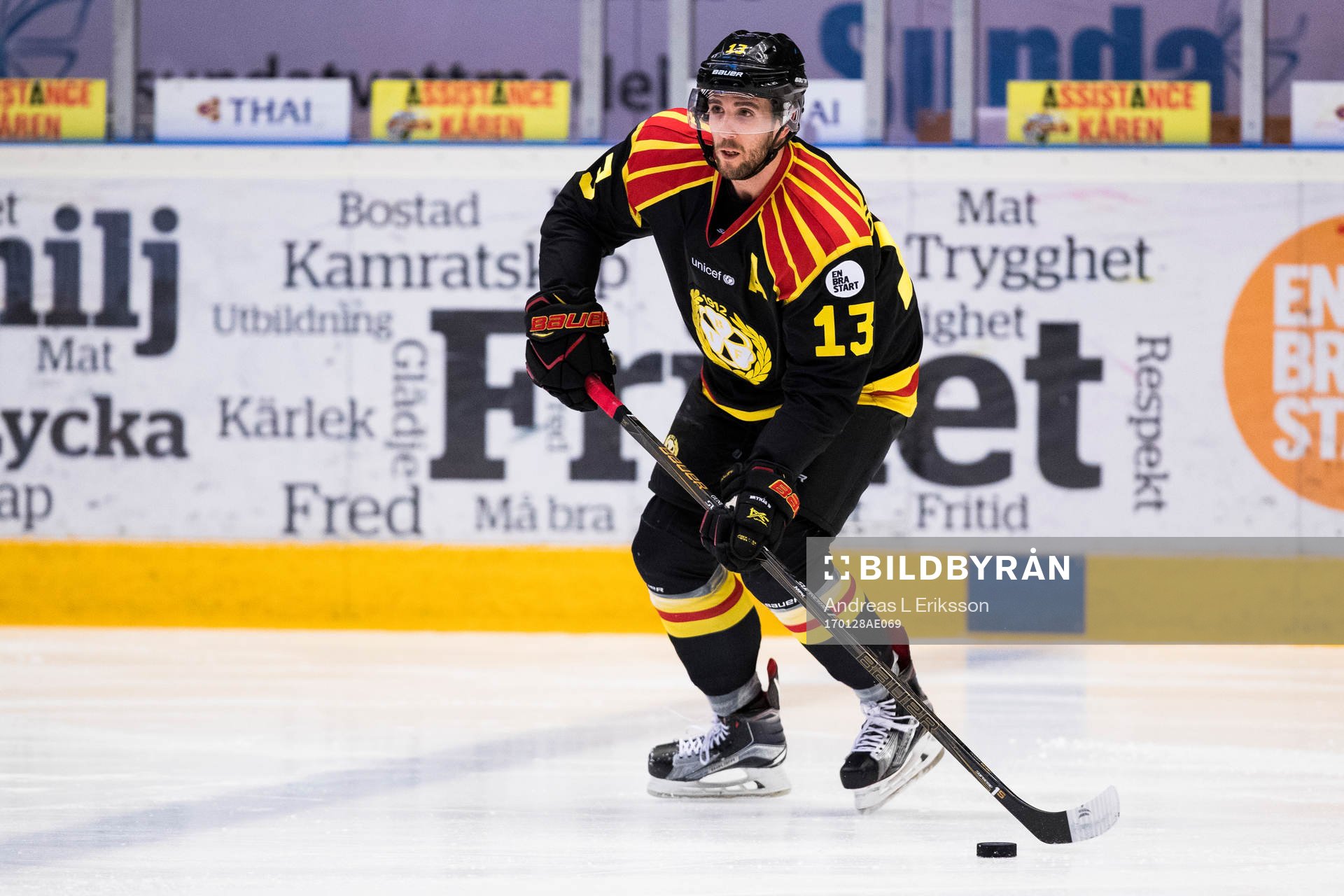 Brynäs Ryan Gunderson med pucken