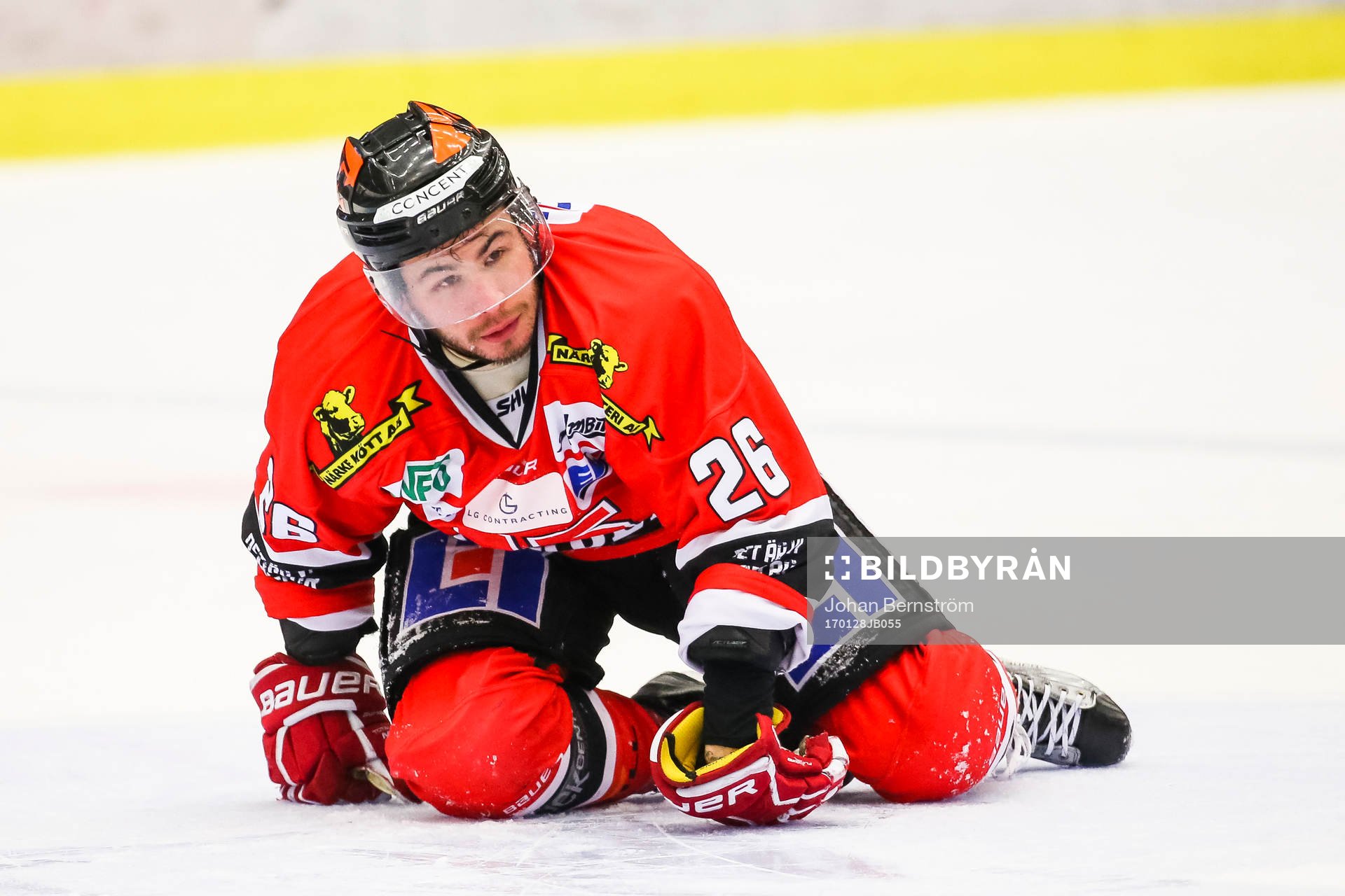 Örebros Greg Squires har ont
