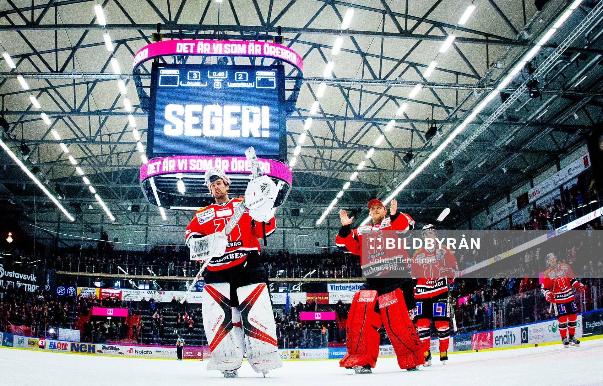 Örebros målvakt Axel Brage och målvakt Julius Hudacek