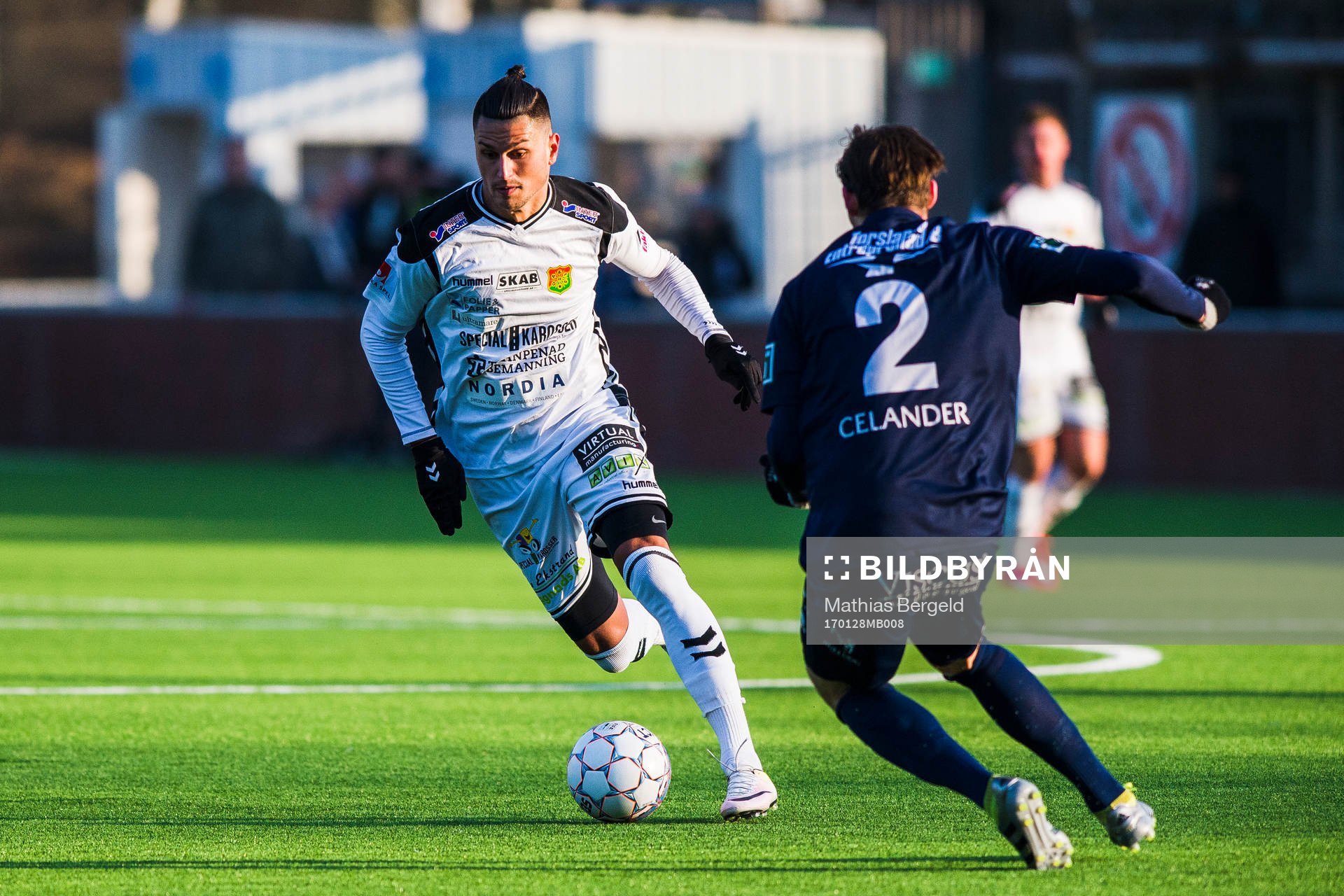 GAIS Luka Mijaljevic driver bollen mot Utsiktens Adam Rosén under en träningsmatch i fotboll mellan GAIS och Utsikten den 28 januari 2017 i Göteborg.