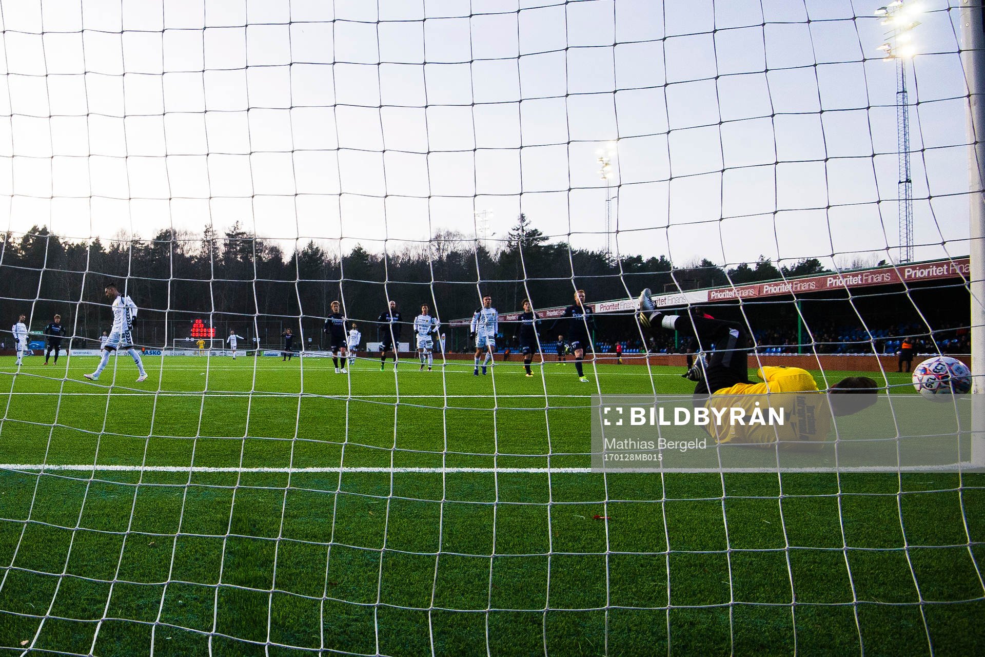 GAIS Luka Mijaljevic gör 2-0 på straff på Utsiktens