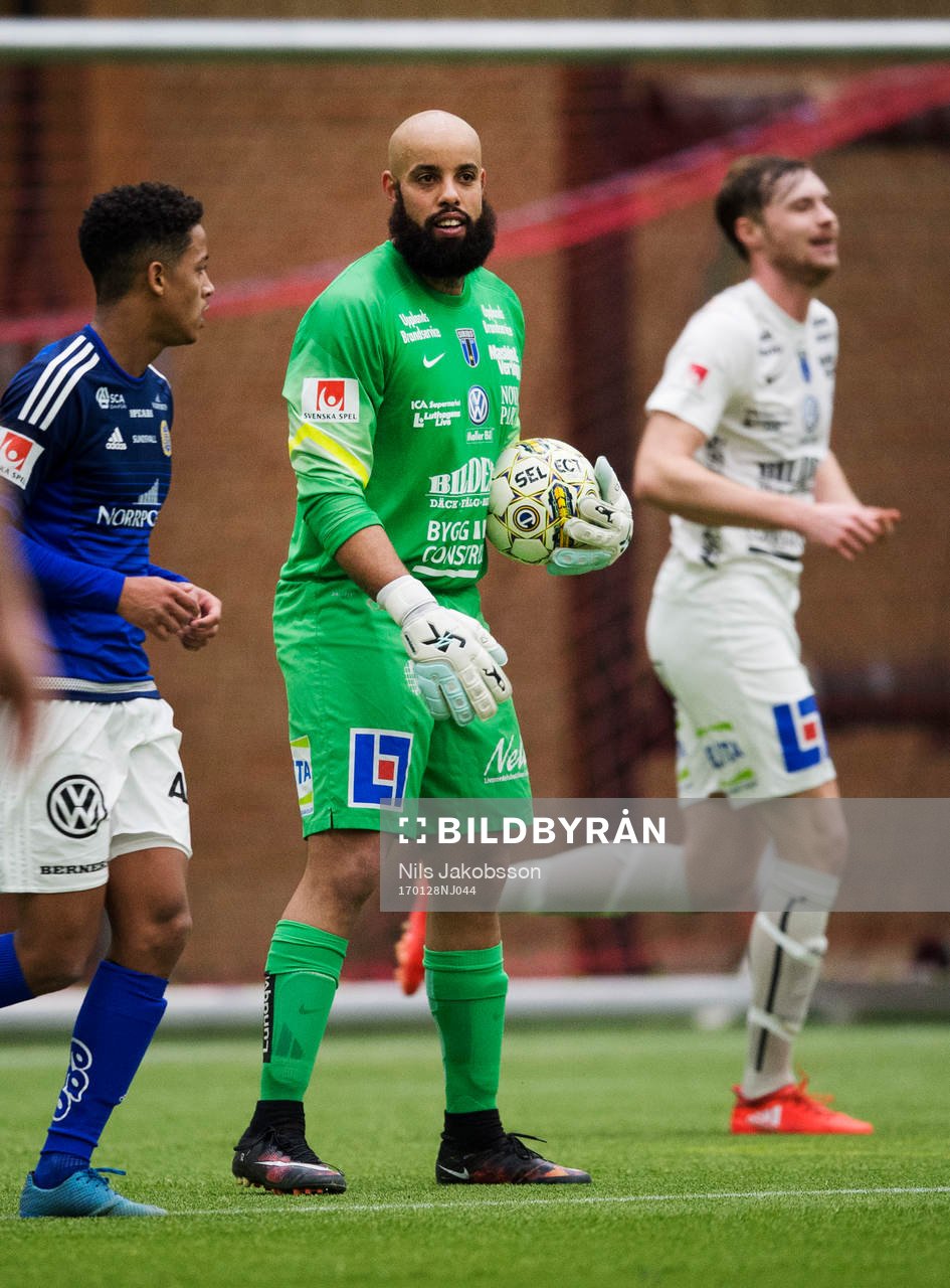 Sirius målvakt Joshua Wicks