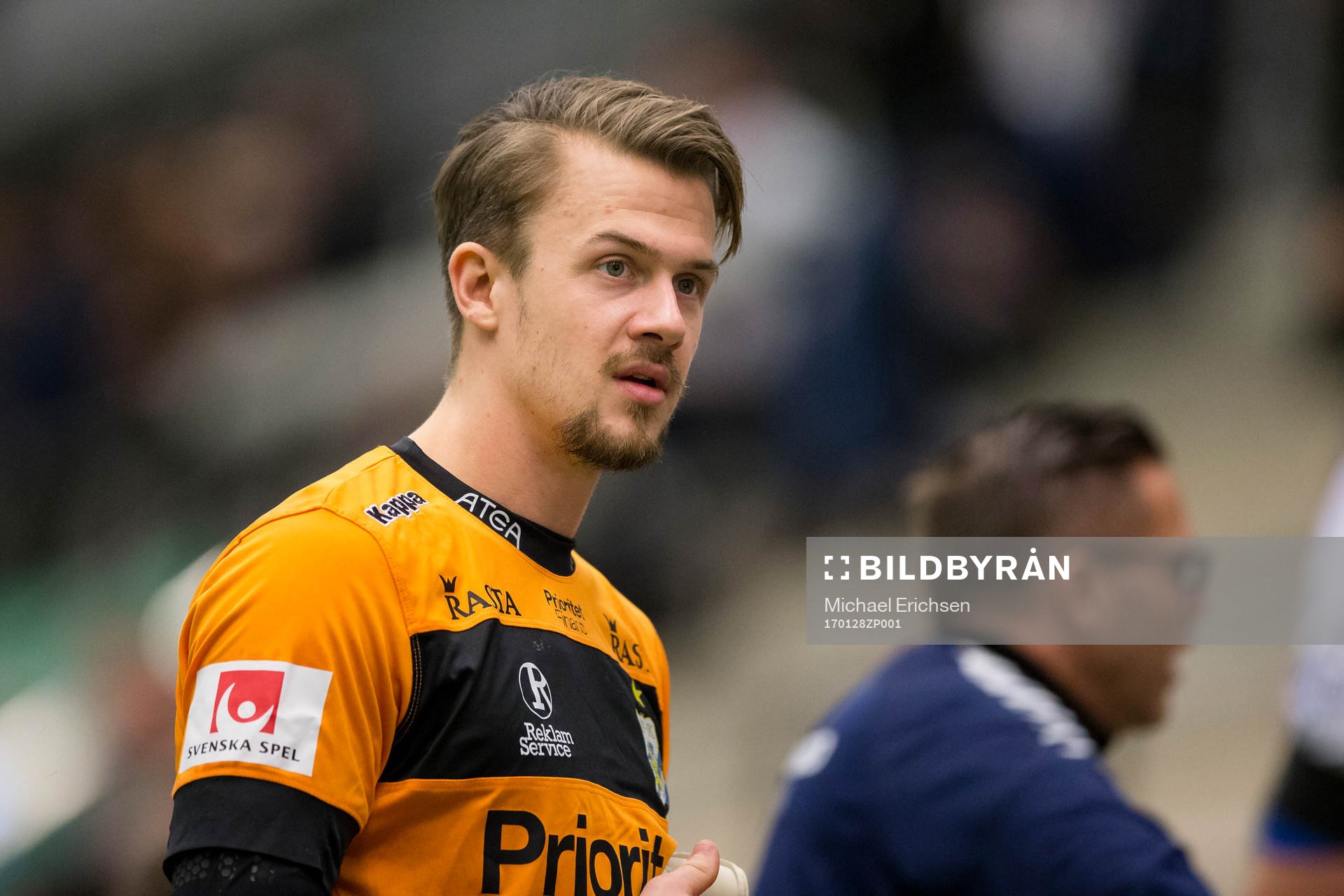 IFK Göteborgs målvakt Erik Dahlin efter en träningsmatch i fotboll mellan IFK Göteborg och Sarpsborg den 28 januari 2017 i Göteborg.