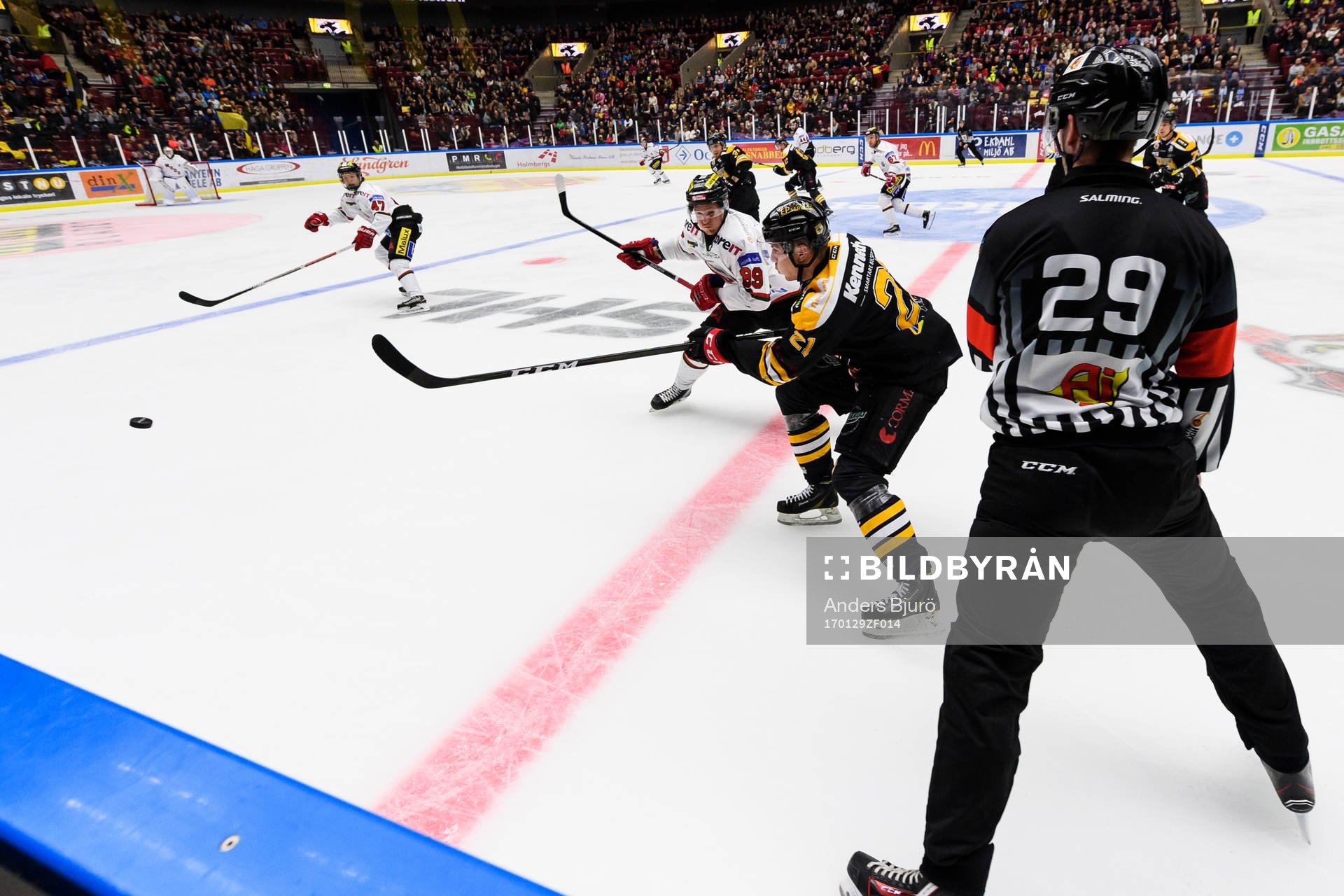 Modos Patrik Karlkvist och Panterns Johan Ivarsson
