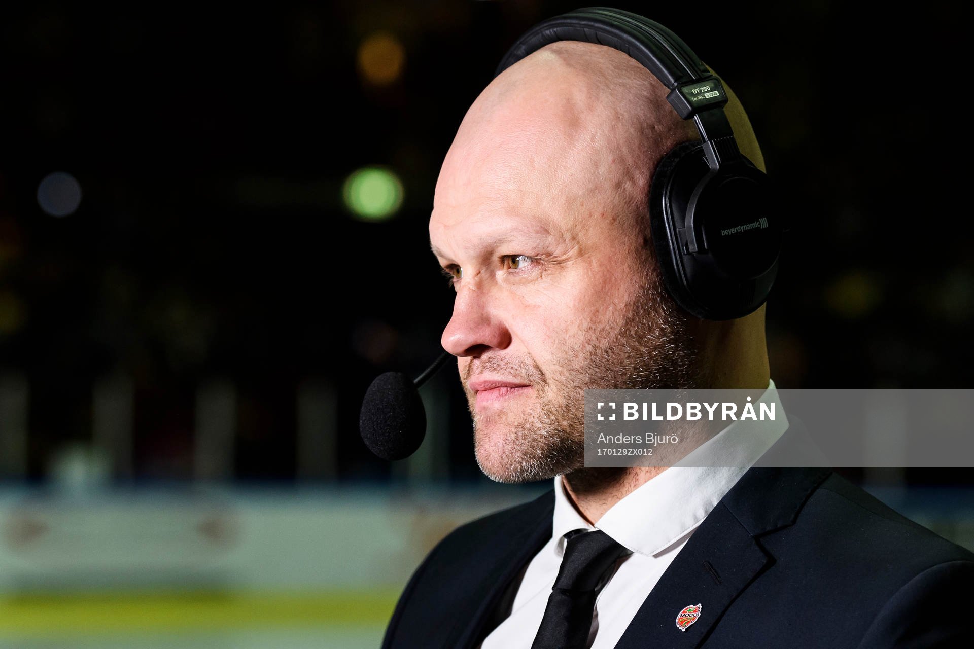 Modos tränare Andreas Johansson