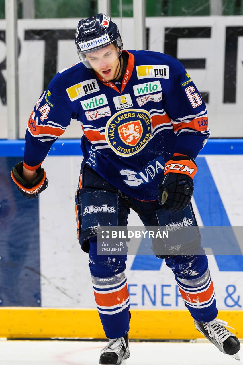 Växjös Eric Martinsson har ont