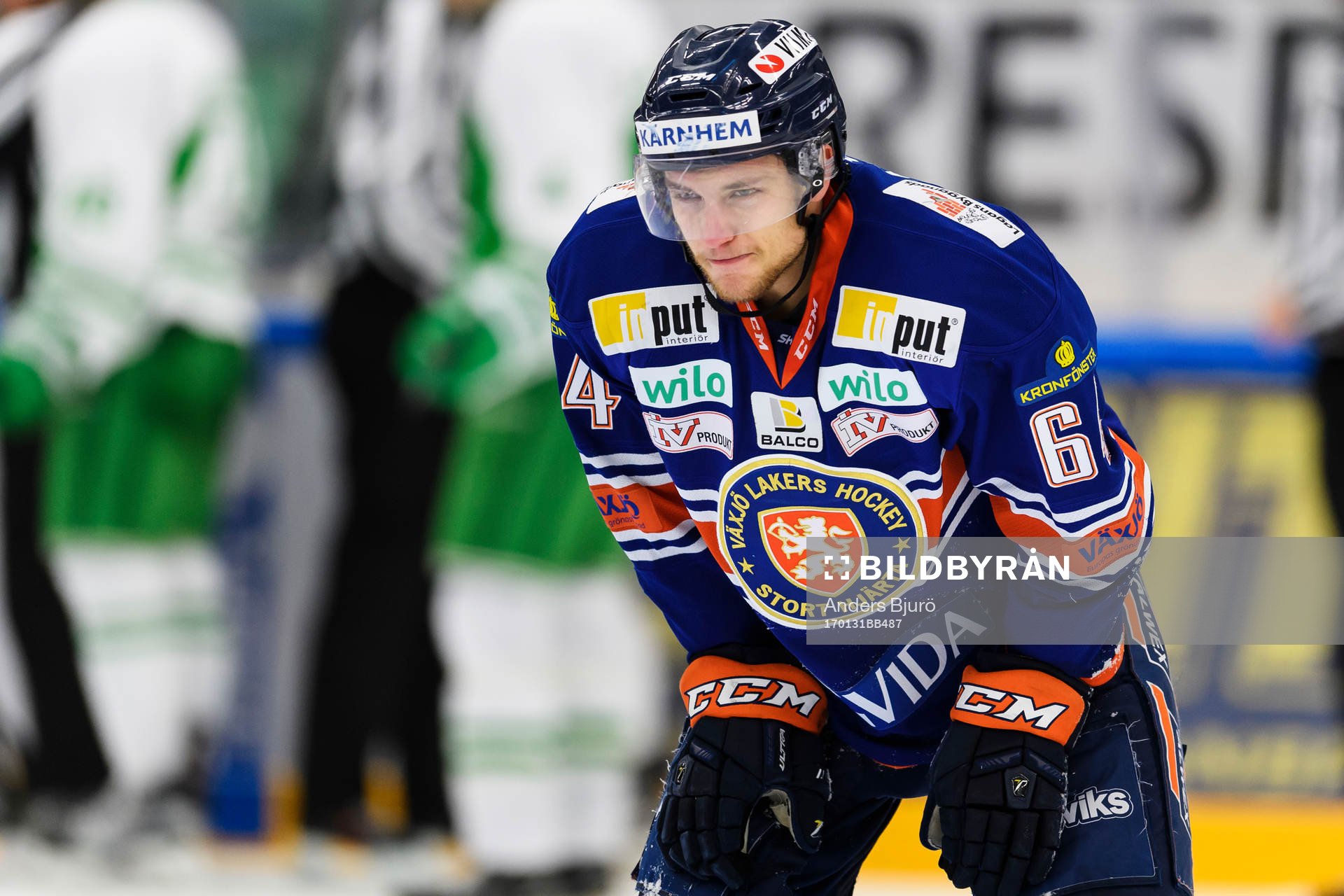 Växjös Eric Martinsson har ont