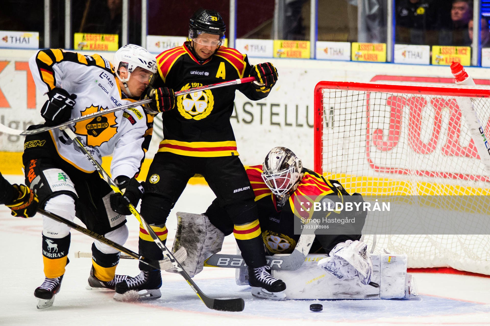 Brynäs Elias Fälth  och målvakt David Rautio