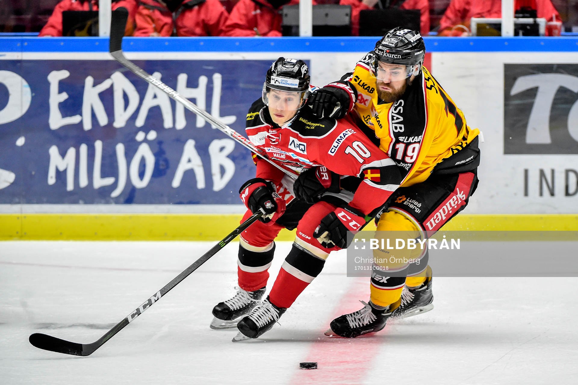 Malmö Redhawks Robin Alvarez och Luleås Jacob Lagacé