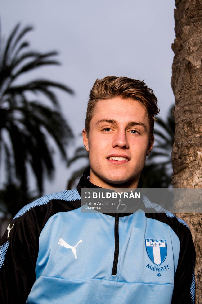 Mattias Svanberg poserar för ett porträtt efter en träning under ett träningsläger med Malmö FF den 1 januari 2017 i Salou.