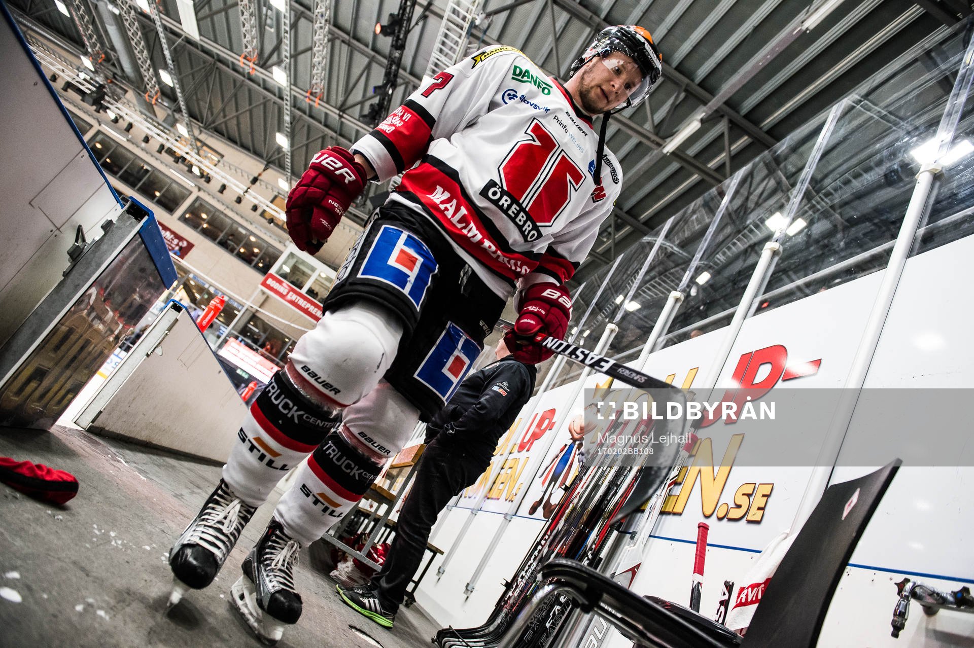Örebros Johan Motin  på väg ut