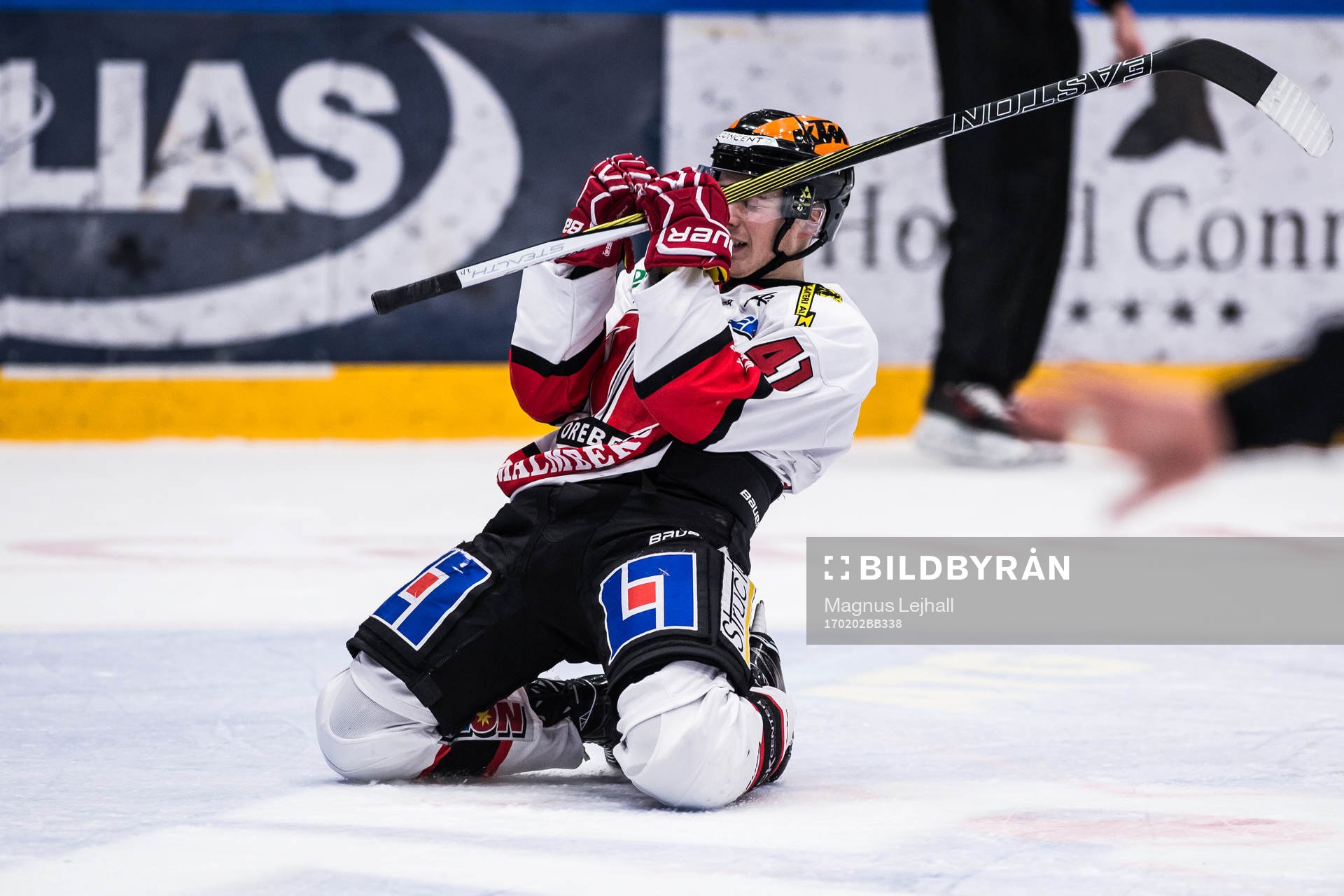 Örebros Joel Mustonen jublar