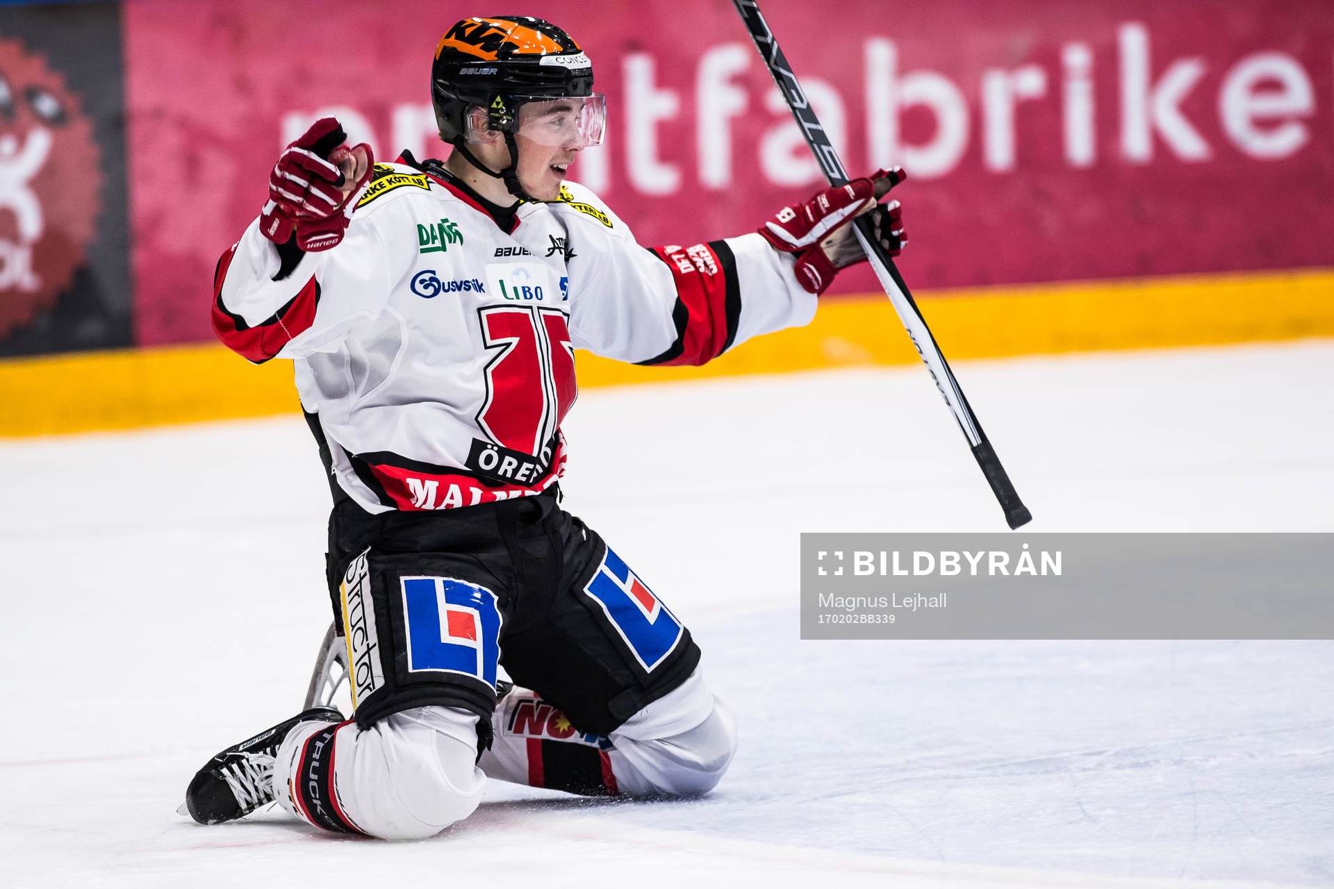 Örebros Joel Mustonen jublar