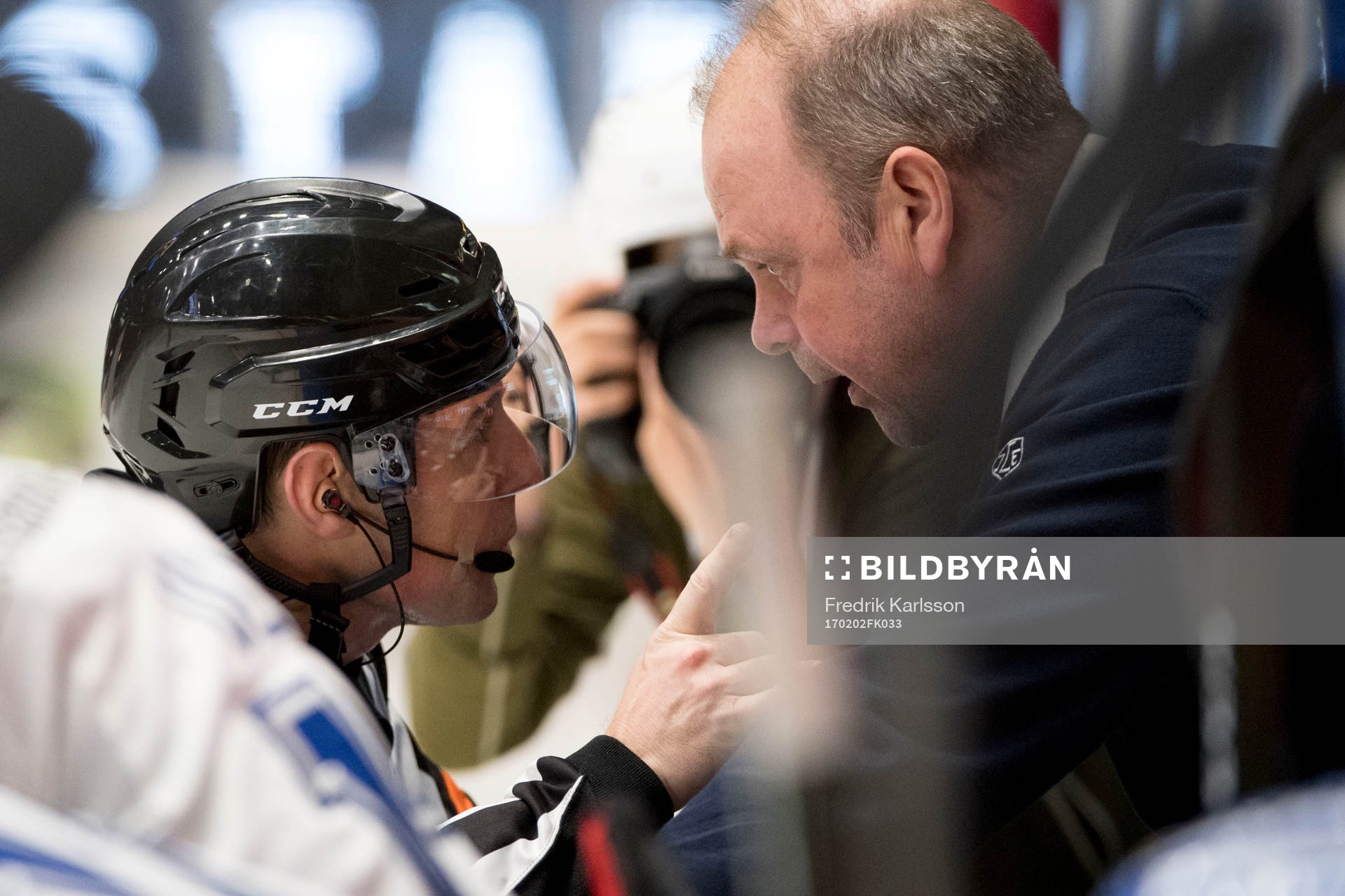 Domare Wolmer Edqvist och Leksands tränare Per-Erik