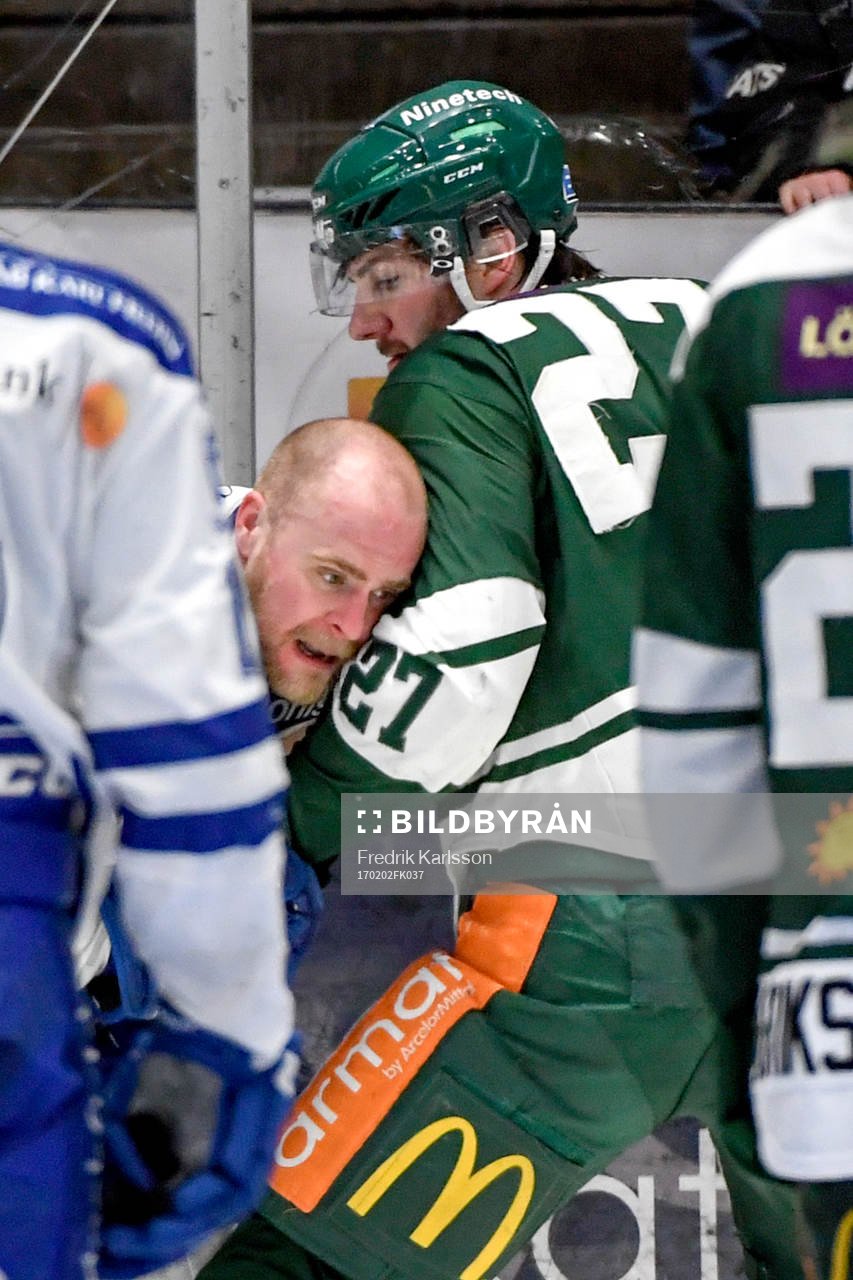 Leksands Nichlas Torp och John Persson bråkar